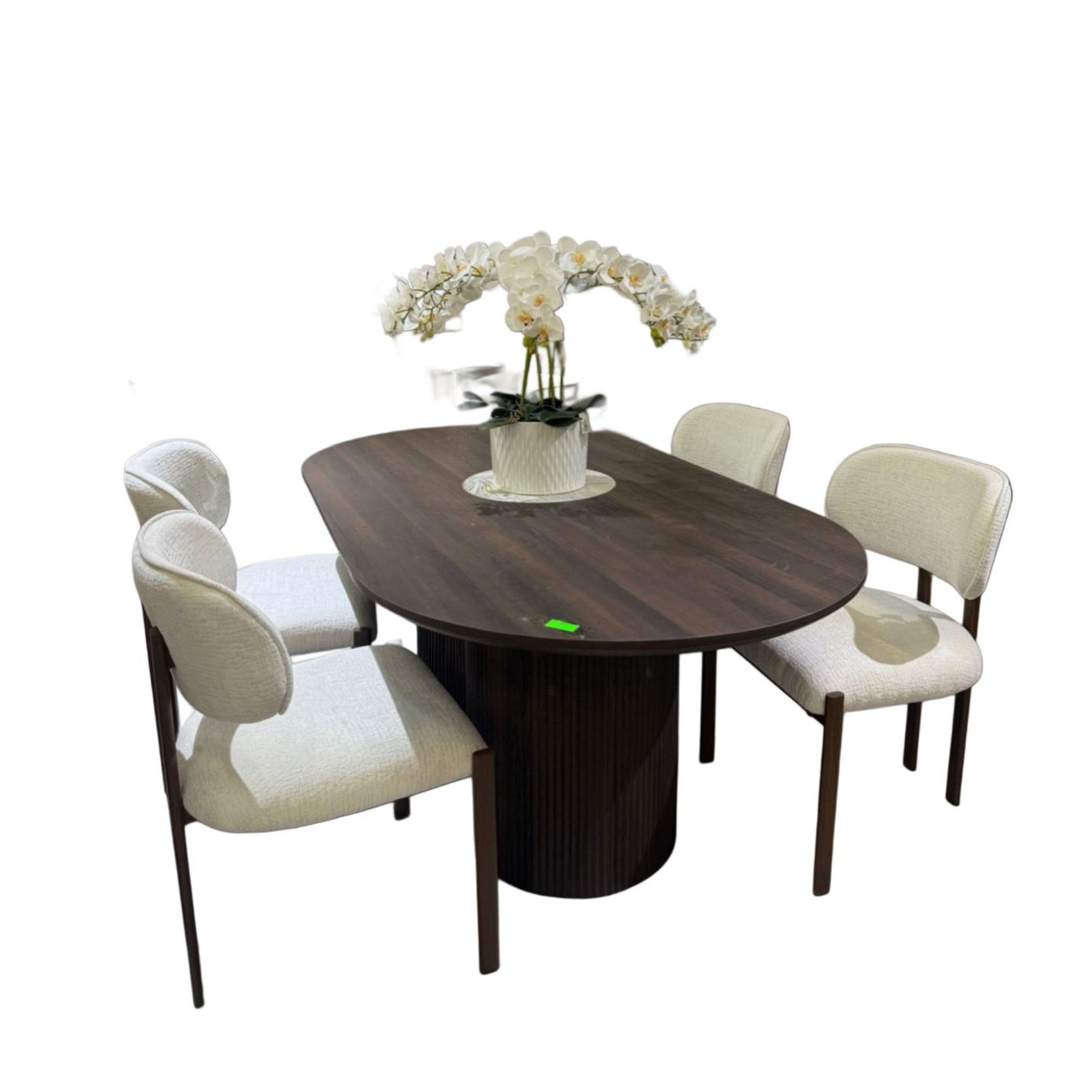 Madiega Furniture - 4-Seater Elegant Oval Dining Set
