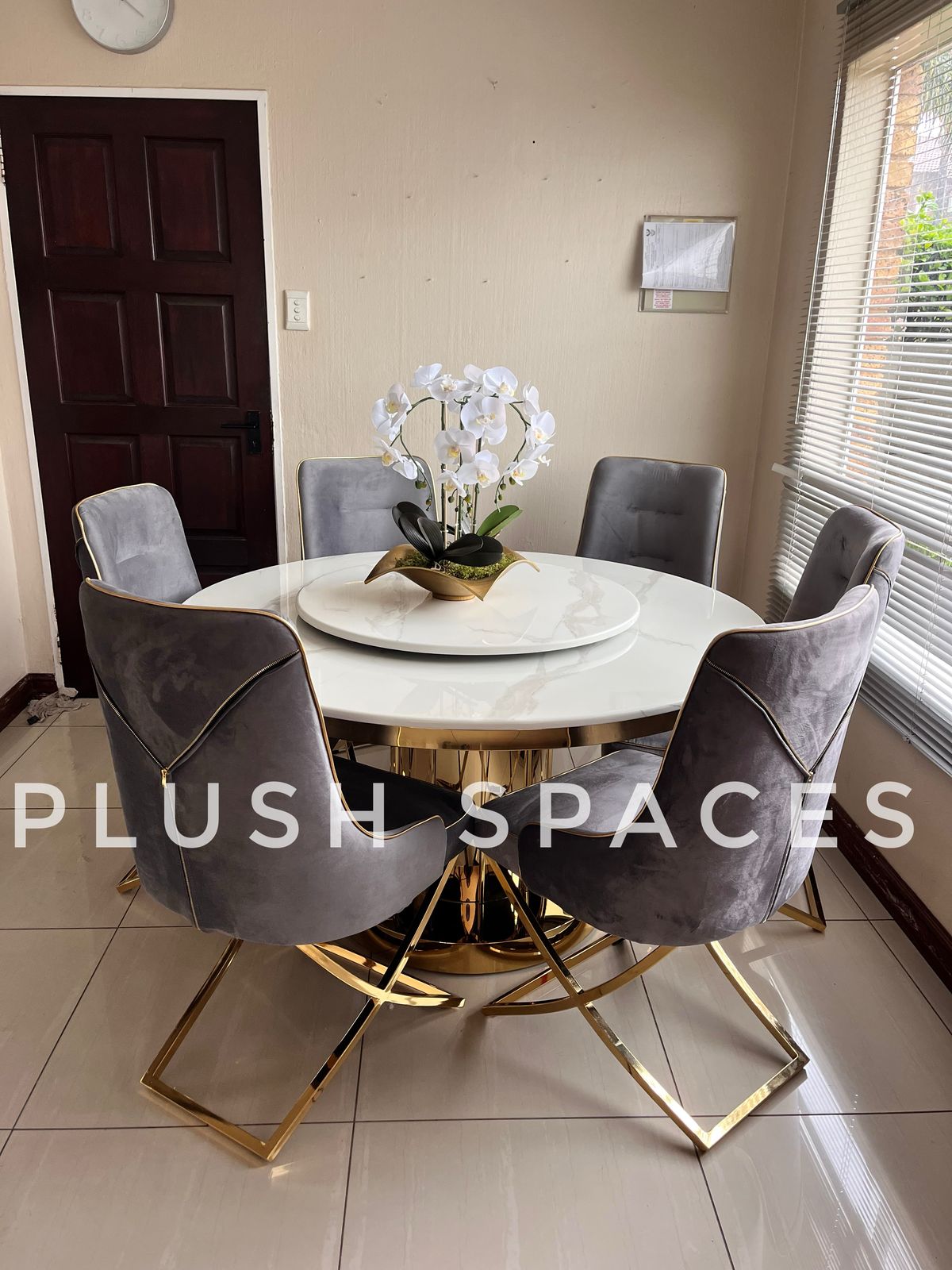 Antony Dining Set