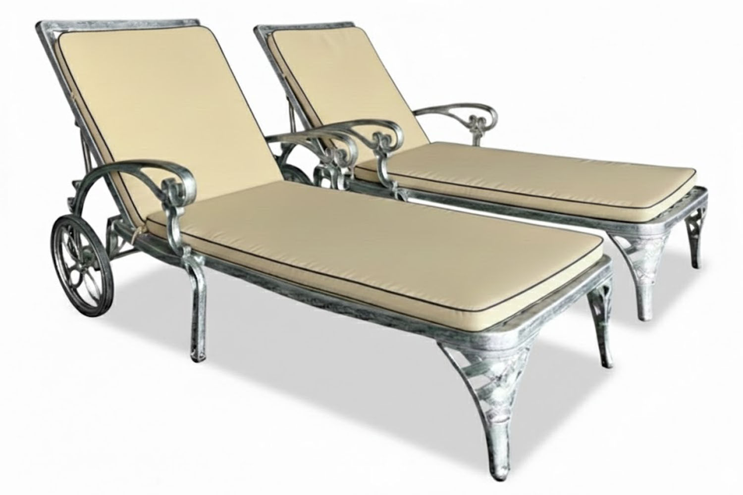 Aluminium Frill Sun Lounger Silver Set with Beige Cushions