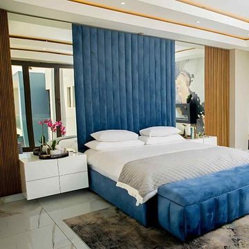 Oliver Exclusive Custom made, base & Extra length - King