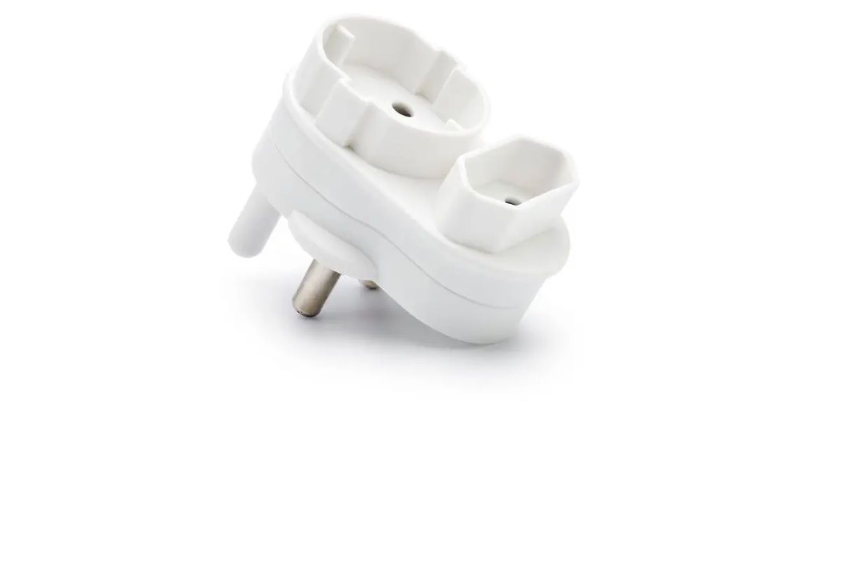 Adaptor, 1 x Schuko, 1 x 2Pin (4 pack) BY WOODLY