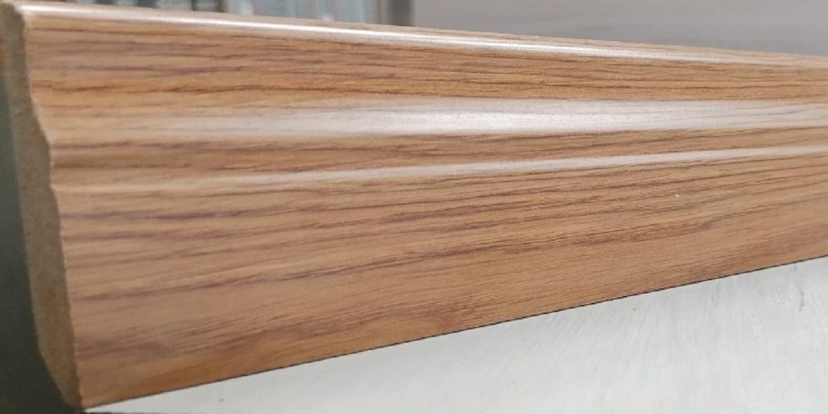 Skirting Belgian Oak MDF Gloss Finnish 80mm x 14mm x 2400mm