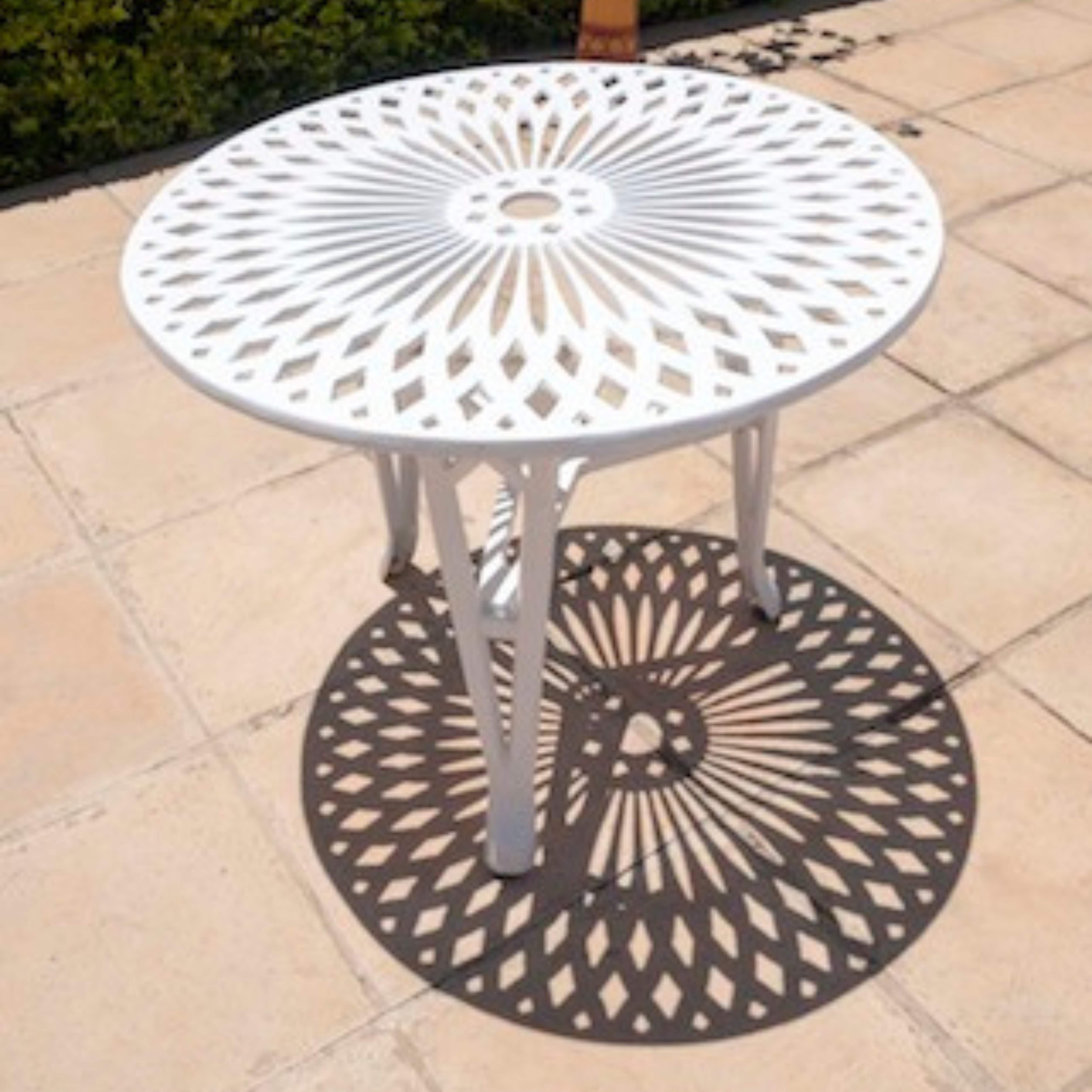Ageless & Beautiful! Cast Aluminium Patio Table  / Garden Table / Outdoor Table King - Diamond - Round (85cm Diameter)
