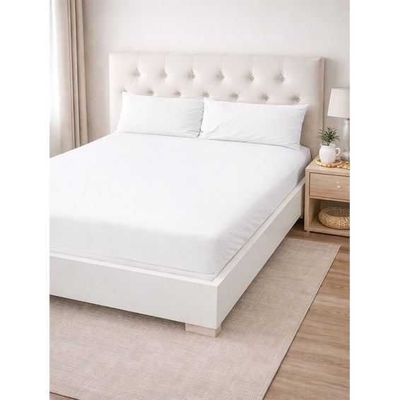 Lodge Collection Durable Comfort - Fitted Sheet - Optical White - Three ...