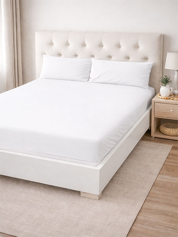 Lodge Collection Durable Comfort - Fitted Sheet - Optical White - Super King - (01 Pc)