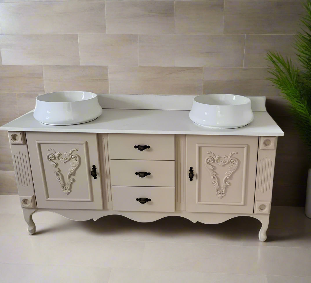 Double Vanity, light beige