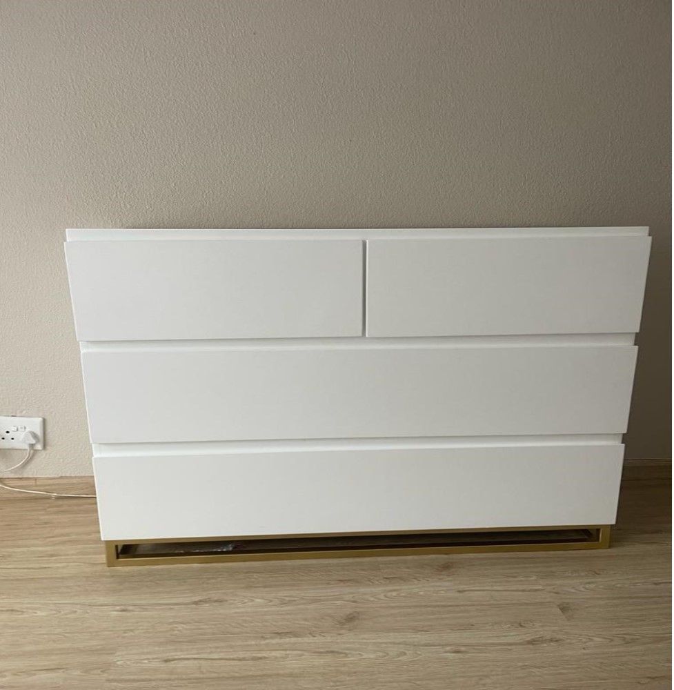 Slindile Chest of Drawer