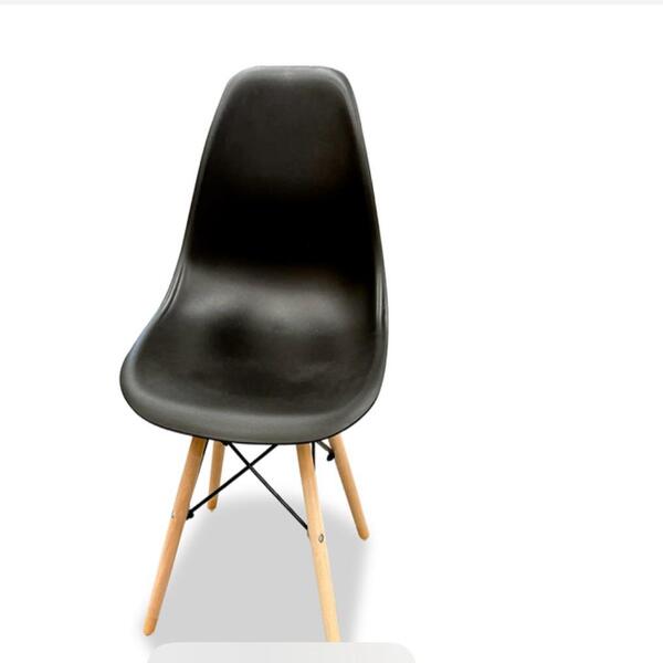 Wooden leg dining chairs