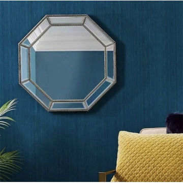 MiaGlow Mirror – Elegance for Modern Homes