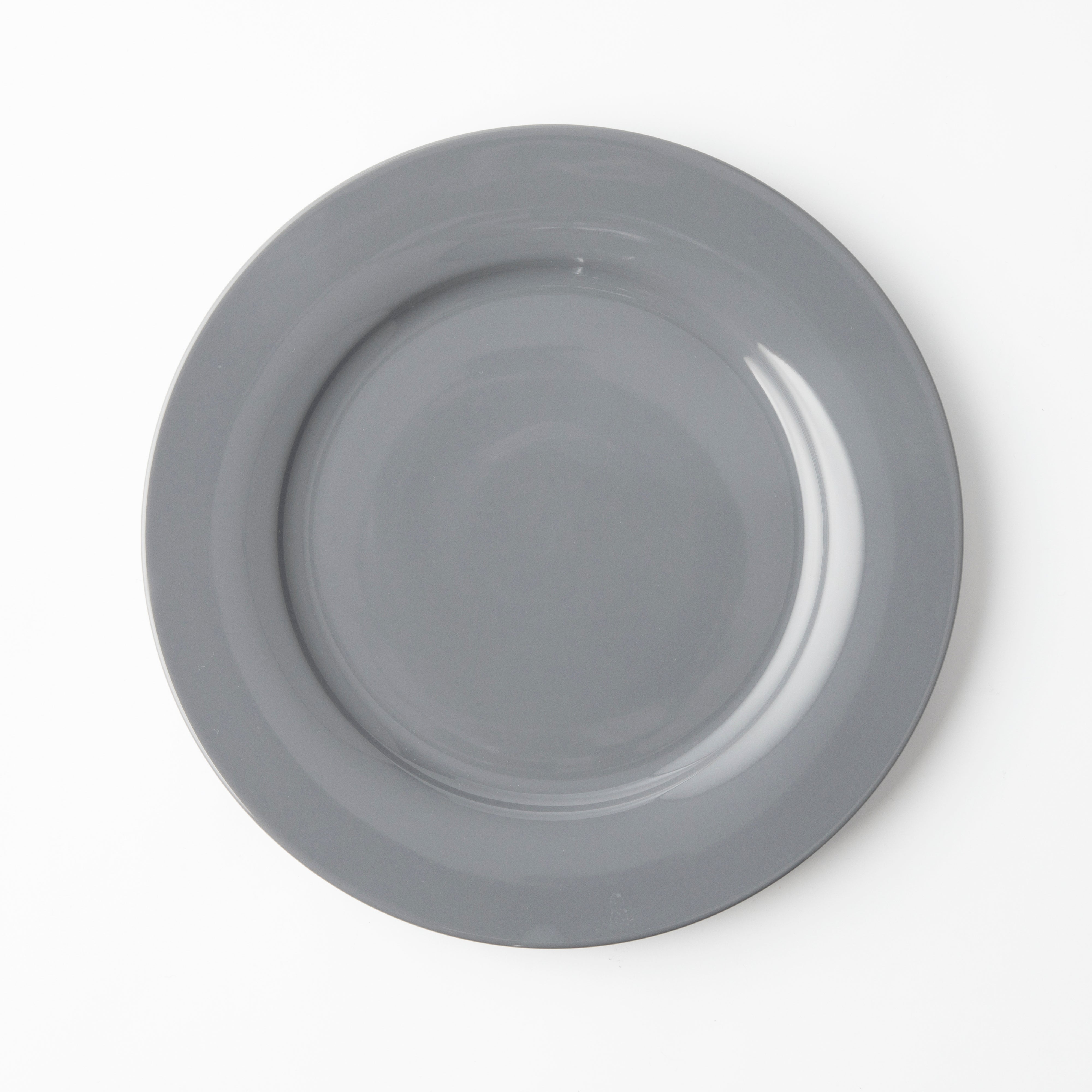 OMADA Maxim Dark Grey Charger in gift box