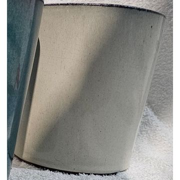 Ceramic Circular glazed pot with drainage hole