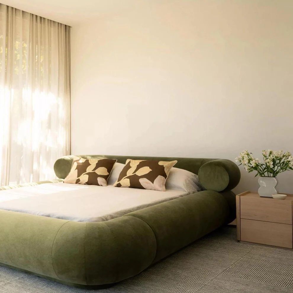 DecorMama Raoila Bed – Forest Green Cream