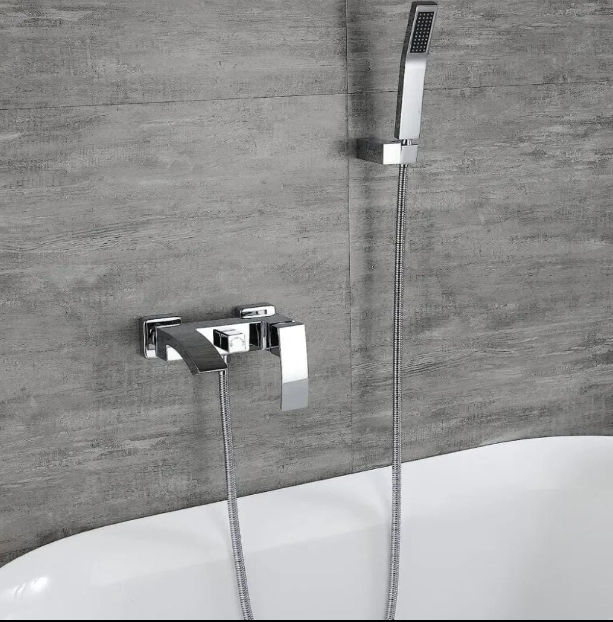 Devario Amalthea Bath Mixer With Hand Shower
