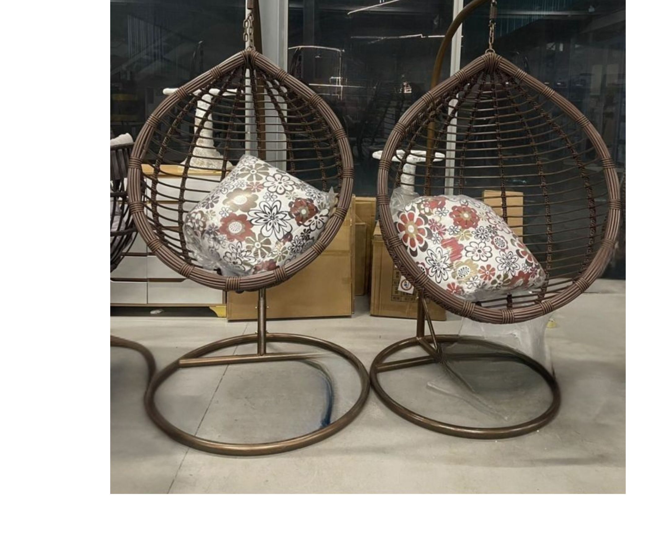 Teardrop Hanging Chairs with Stands (Set of 2: Big and Small)