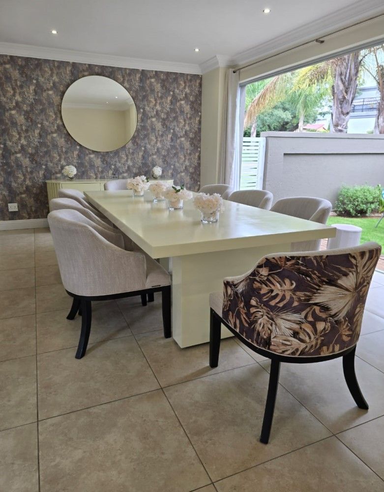 Phume Dining Set