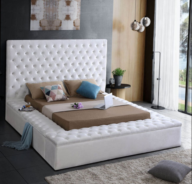 Gretta Storage Sleigh Bed King -Off White