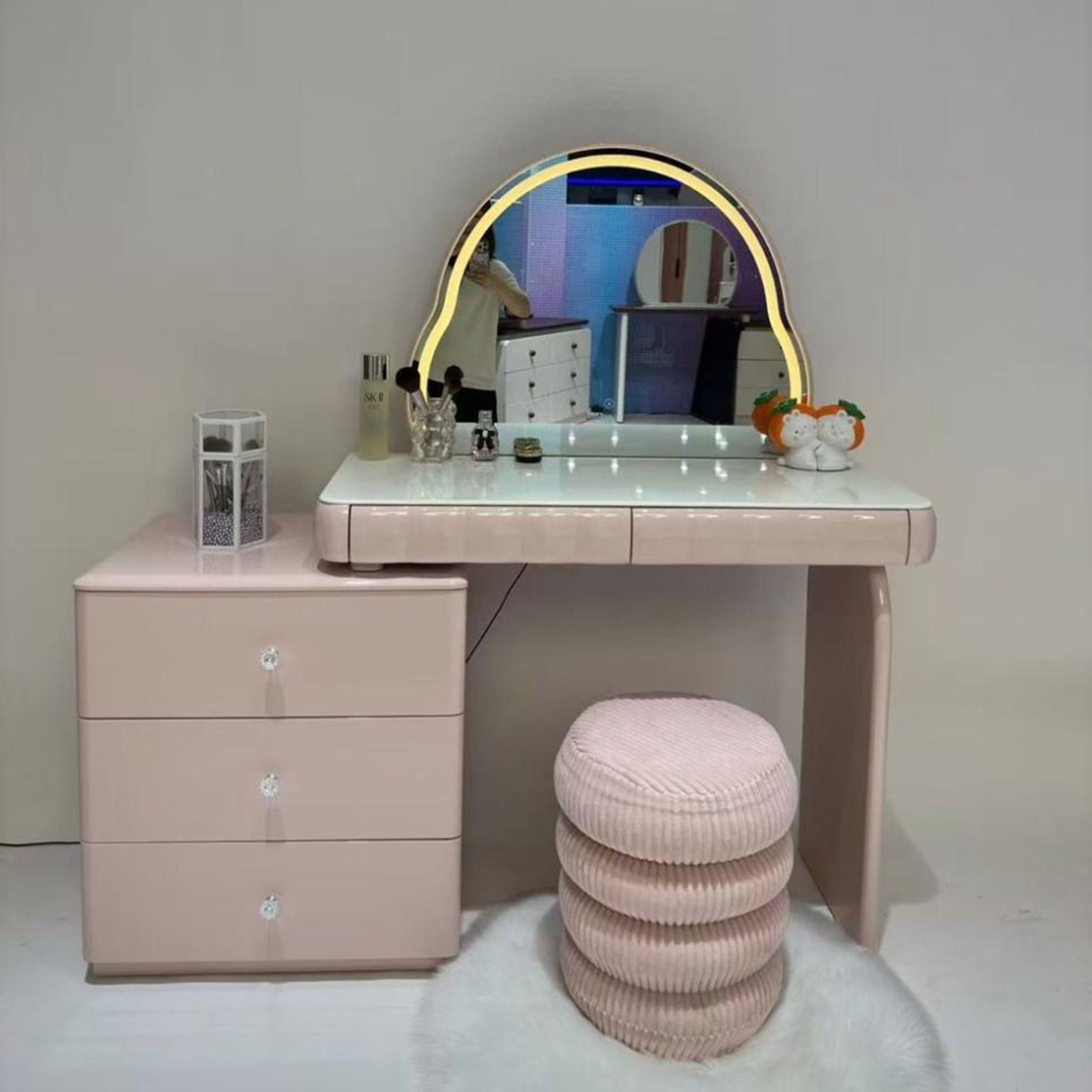 Madiega Furniture - Elegant Pink & White Oval-LED Dressing Table