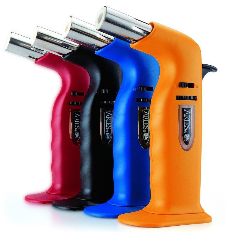 PORTABLE GAS OPERATED BLOW TORCH