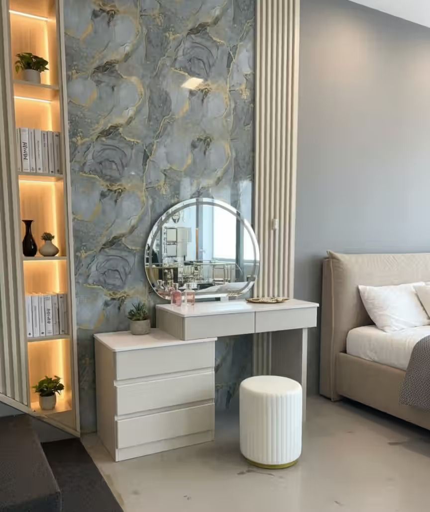 LBM Kale Dressing Table