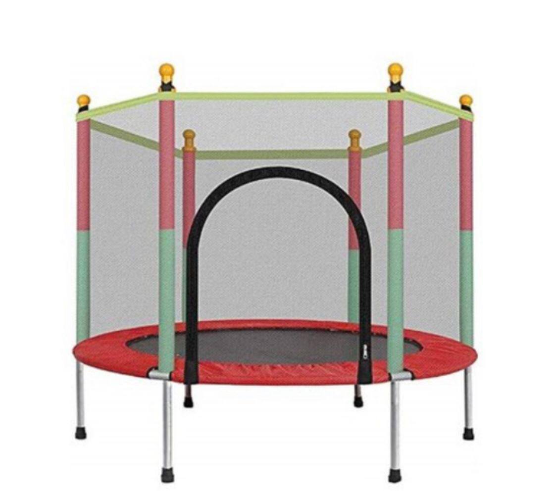 Trampoline with Protection Net