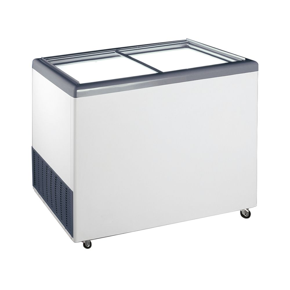 Horizontal display freezer