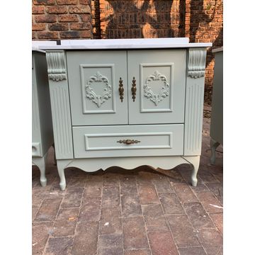 Sage green 900mm/800mm vanity with korbels & embellishments