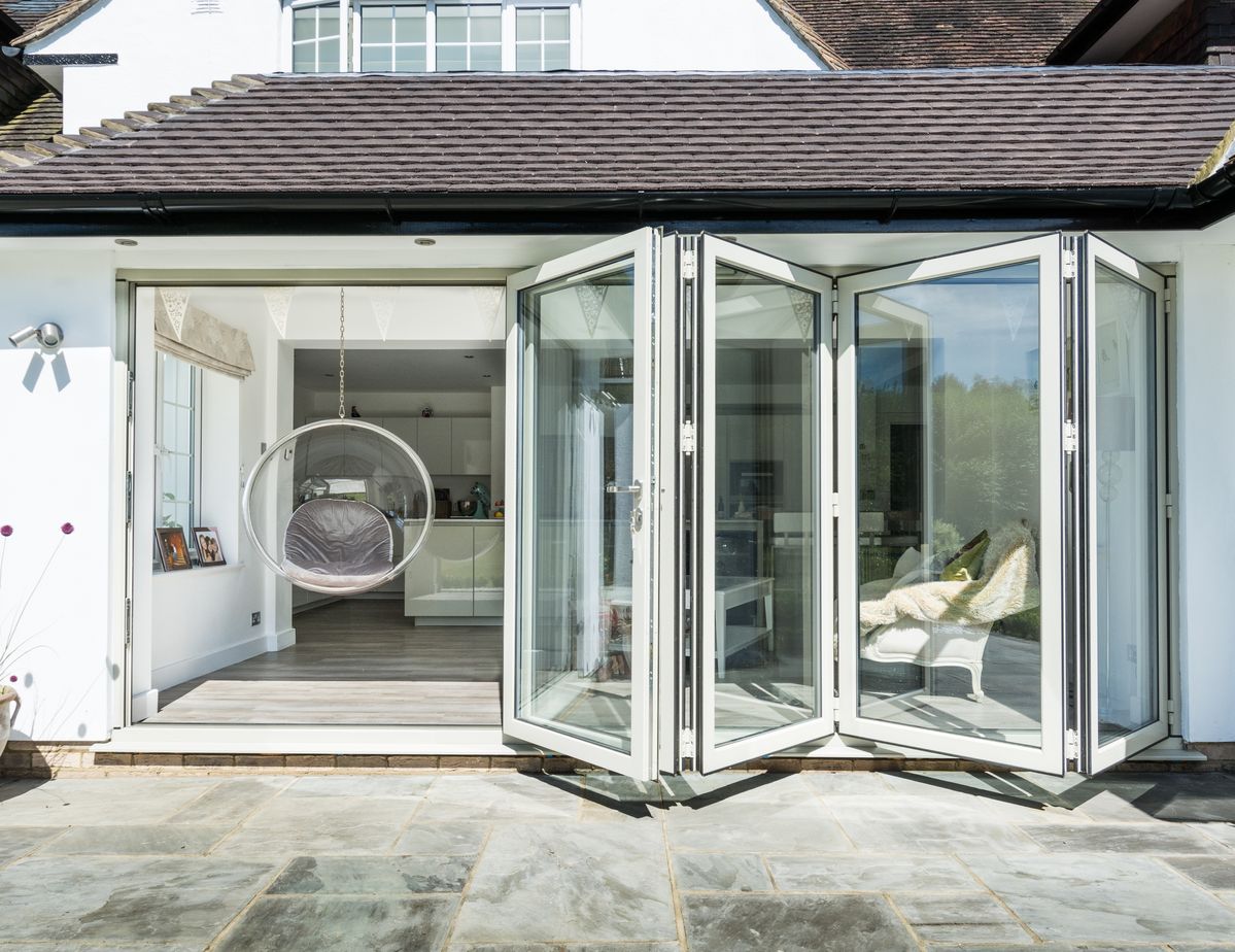Kenzo - SFD6FG7RW - Aluminium Fold A-Side Door 4.2mx2.1m White Open to Right Viewed From Outside