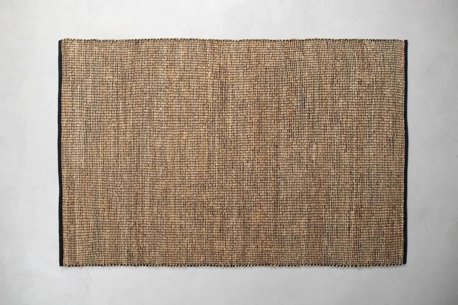 Kavas Rug Medium 160x230cm – Natural & Black Design