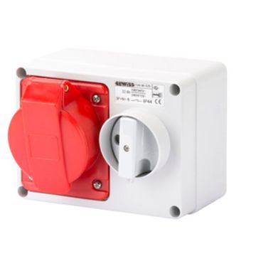 32A 3P+E 400V Hor.Interl.Soc.IP44 6H