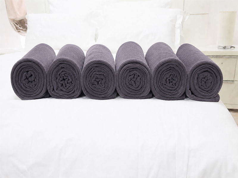 Everyday Collection Soft, Warm, Lightweight - Anti-Pill Polar Fleece - 150x220cm Castlerock - 06 Piece Pack
