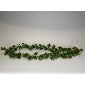 HOLLY & BERRY GARLAND