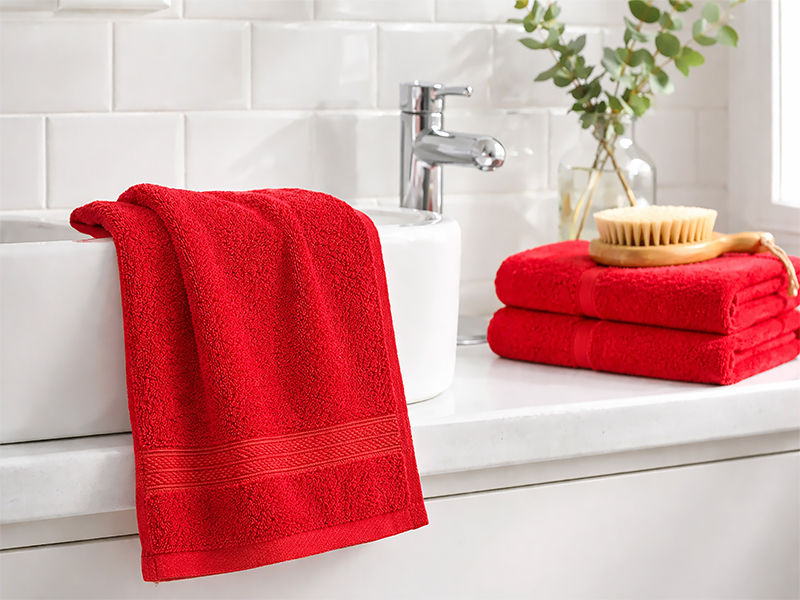 Plush 450GSM 30x50cms Guest Towels - Racing Red(1pc pack)