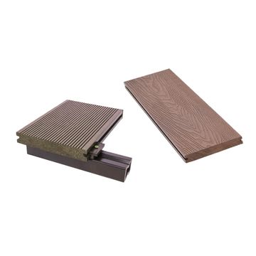 Composite Decking Boards Wood Grain 1 Face and Anti Slip 1 Face - Reversible