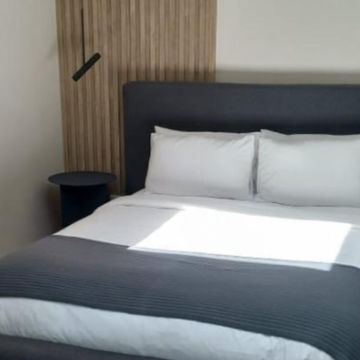 Double Plain Bed