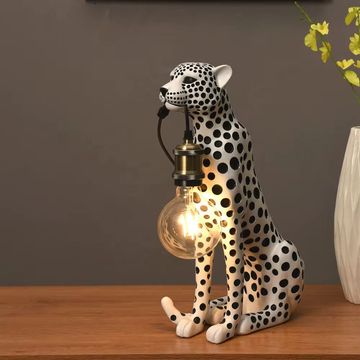 Modern Spotted Cheetah Resin Table Lamp
