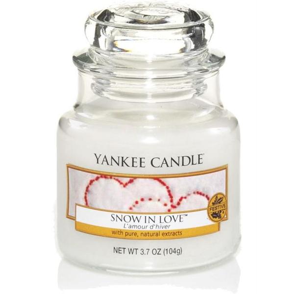 Yankee Candle Snow In Love Small Jar Retail Box No warranty