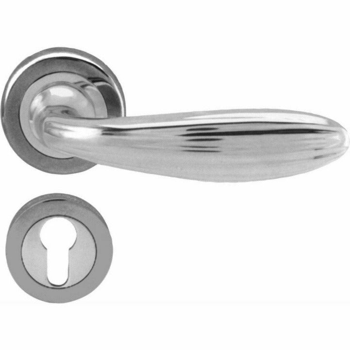 Solid brass rippled lever handle on rose