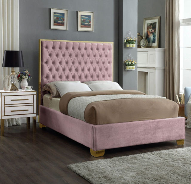 Lucasta Sleigh Bed King -Pink