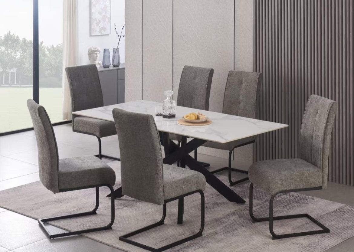 Yaya Dining Table Set