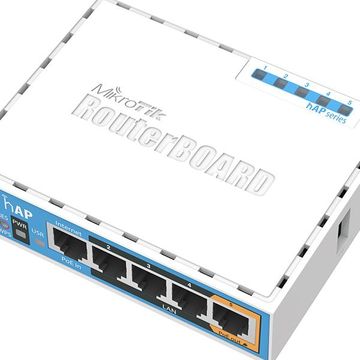 Mikrotik Hap 2.4Ghz 1.5Dbi 5 Port Ethernet Wifi Router Rb951Ui-2Nd