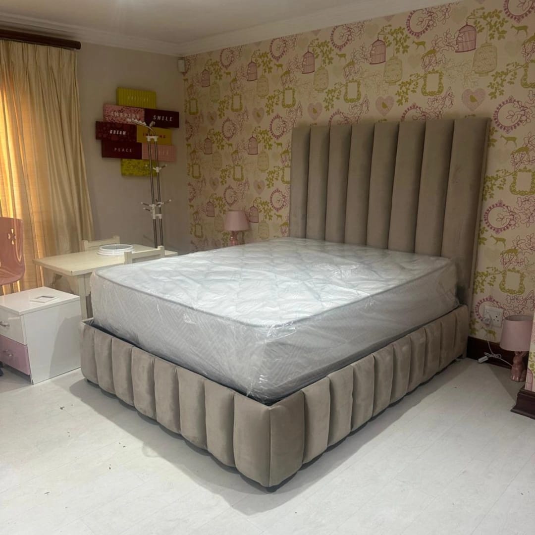 Lina Sleight Bed Queen