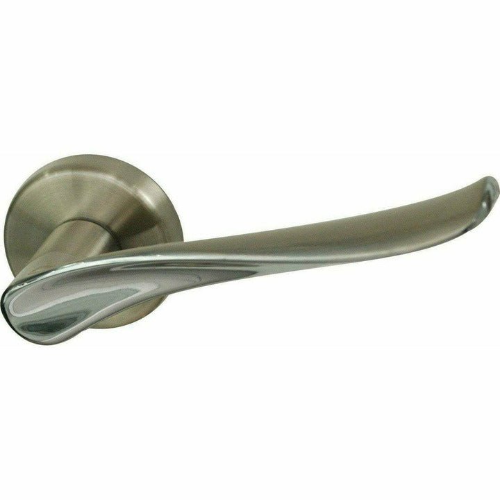 Two-tone lever handle on rose