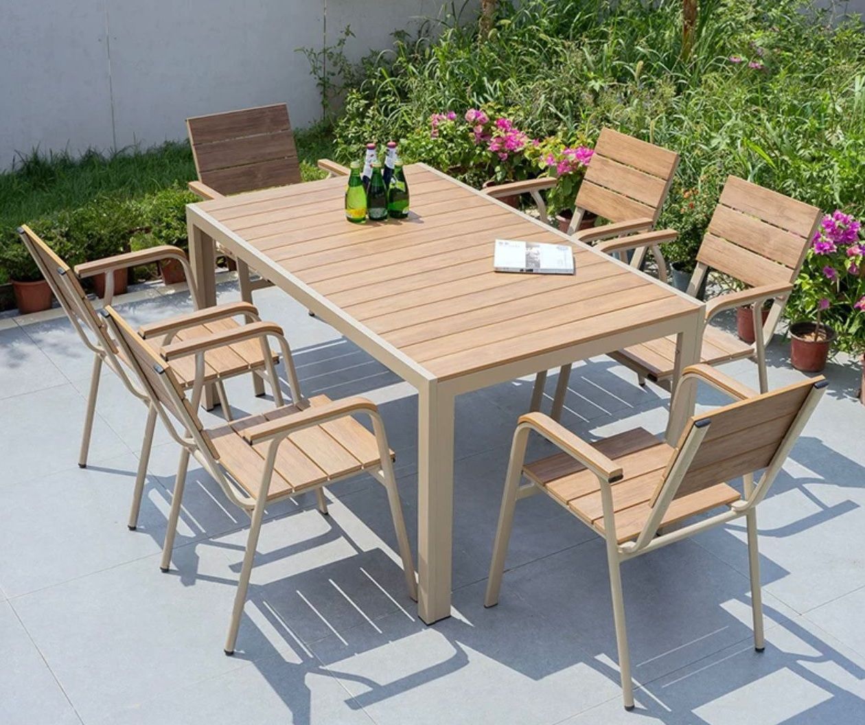 Outdoor Wood Table & Chairs
