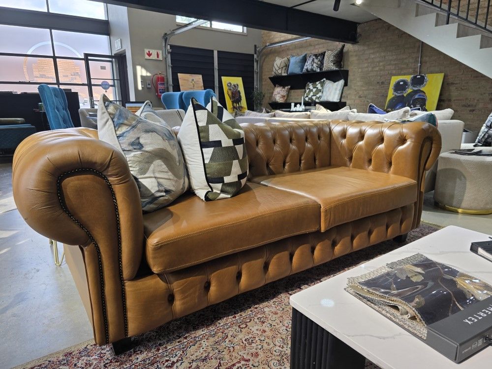 Chesterfield 3 Seater Couch