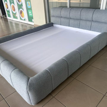 King Turfed Bed