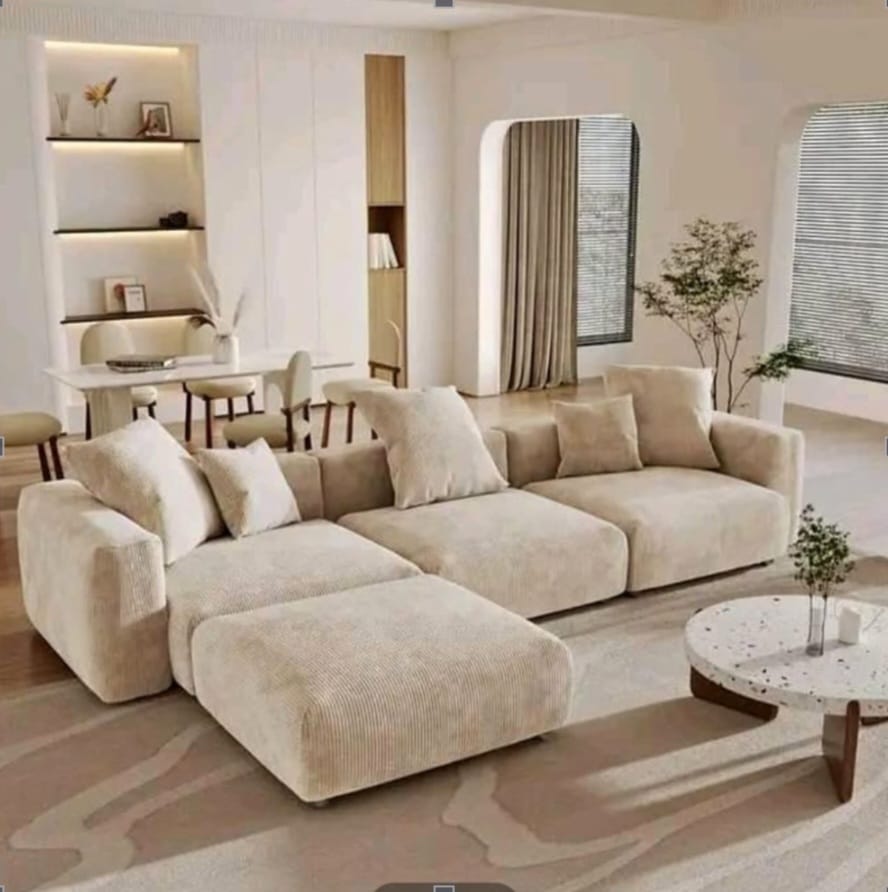 THE SUEDE BLISS LOUNGE