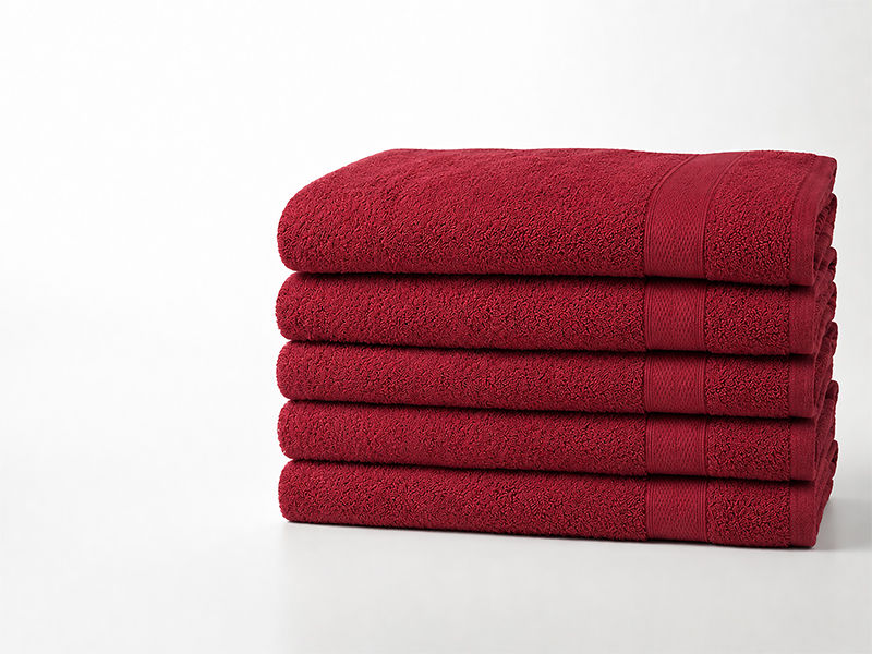 Plush 450GSM 70x130cms Bath Towels - 05 Pc Pack - Red Pear