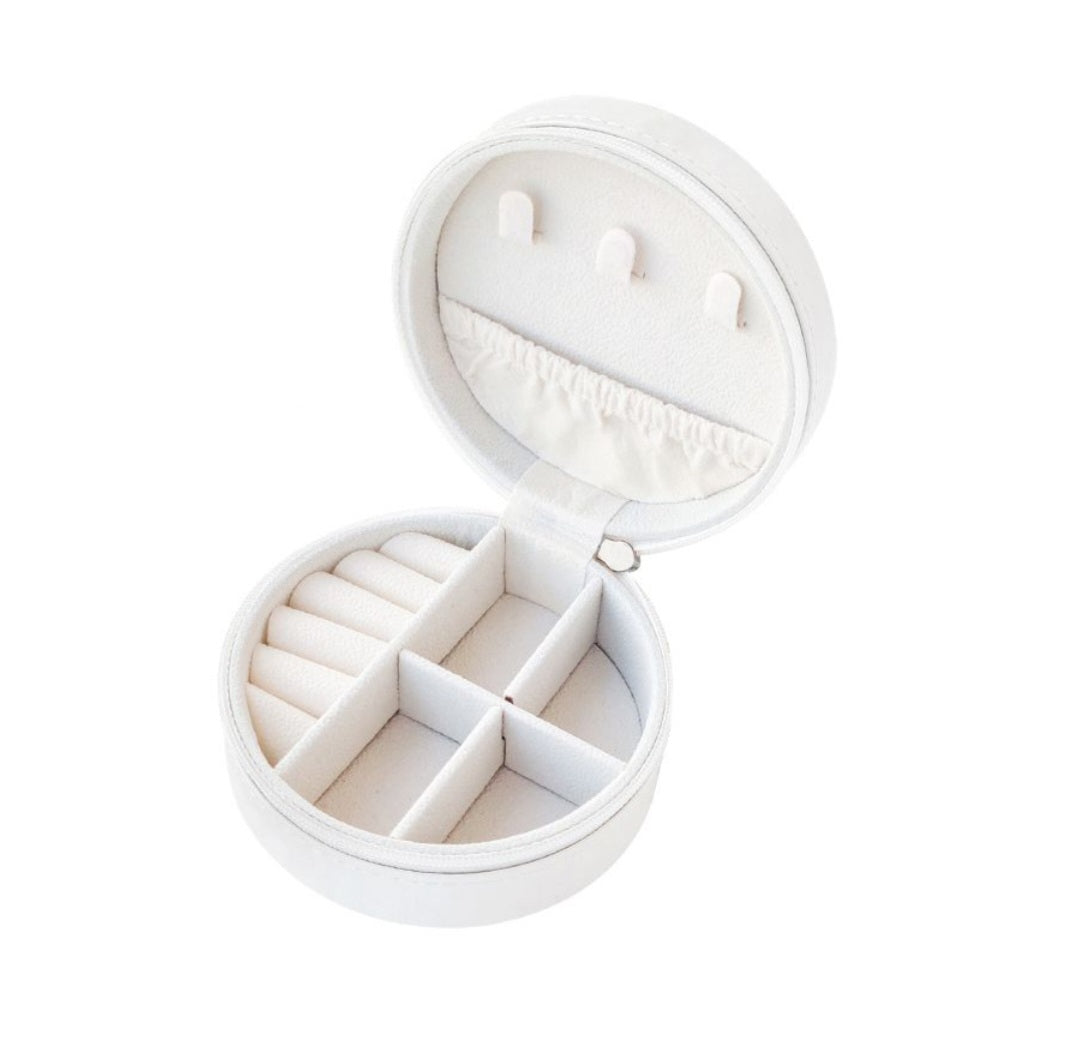Round Jewelry Organizer with Zipper -white