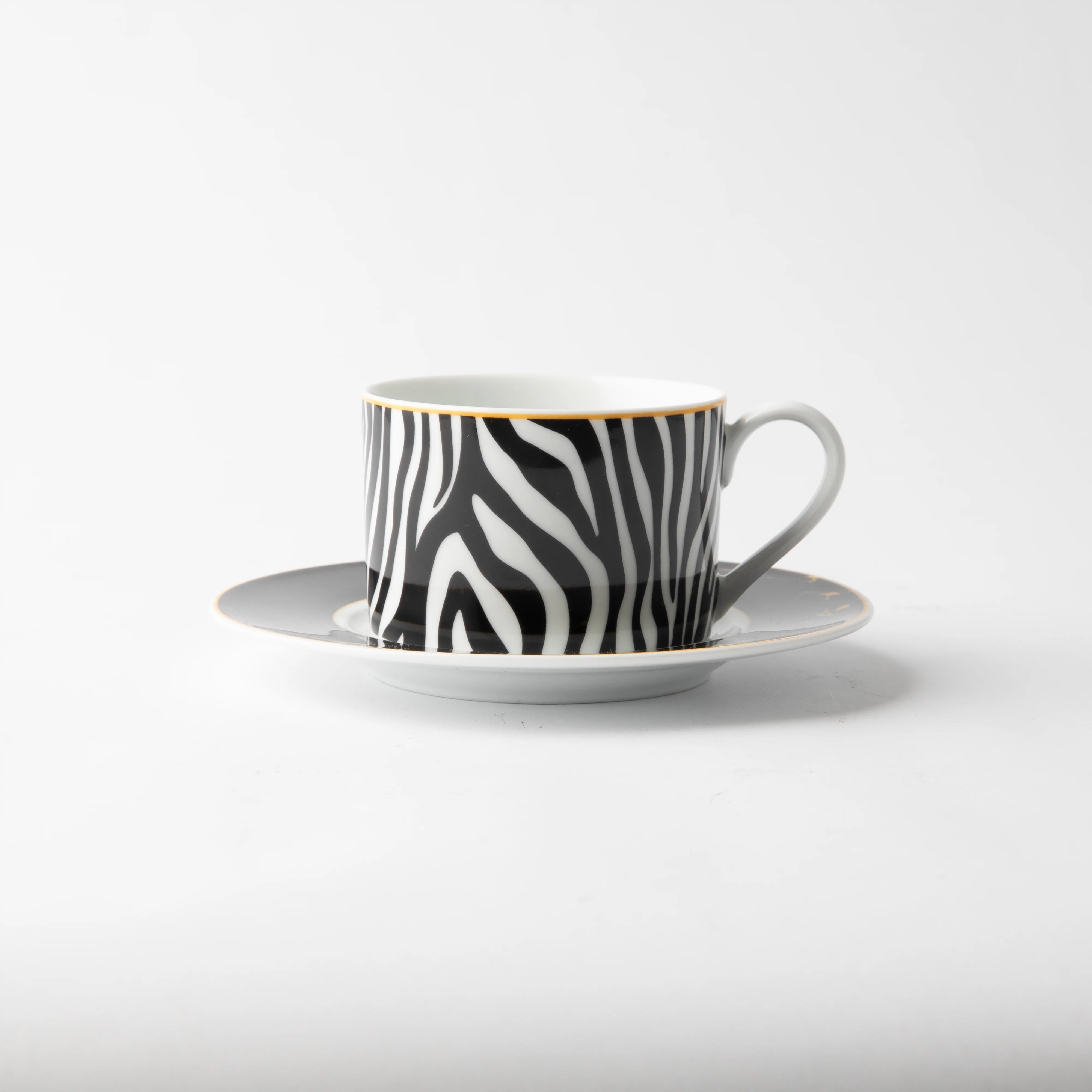 Jenna Clifford Serengeti C&S in Gift Box Set of 4