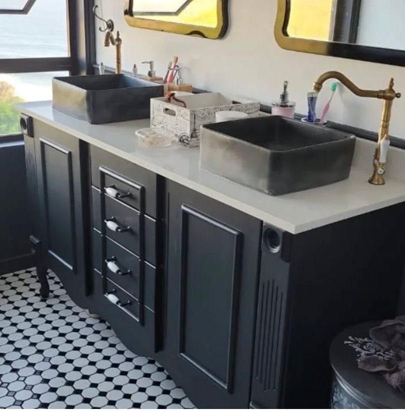 Black bathroom vanity with white quartz top. 1.2 x 500